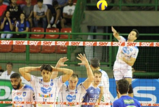 Taubaté Vôlei inicia playoff diante da torcida 9