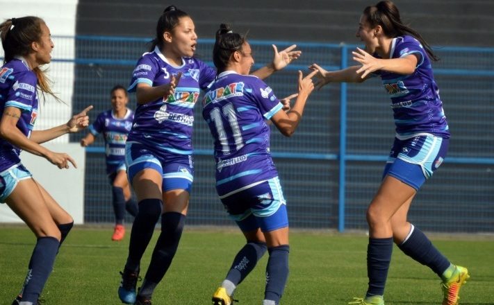 Taubaté feminino renova com mais uma 1