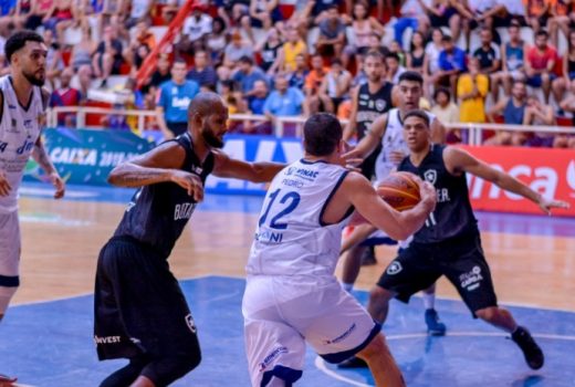 São José Basketball vence na primeira em casa 11
