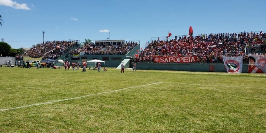 Jacareí corre para voltar com o futebol profissional 1