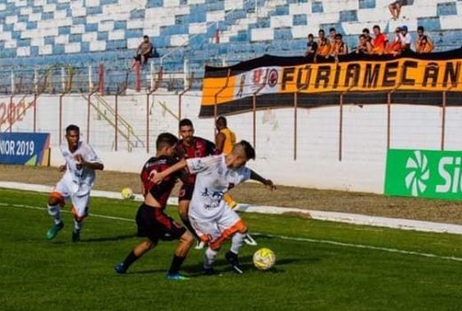 Times da região fecham fase na Copa dos garotos 18