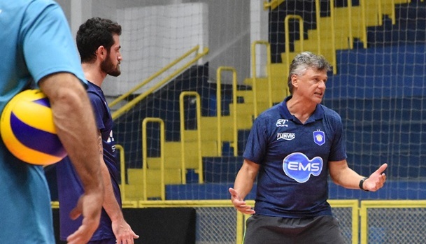 Taubaté Vôlei joga com estreia do técnico da Seleção 1
