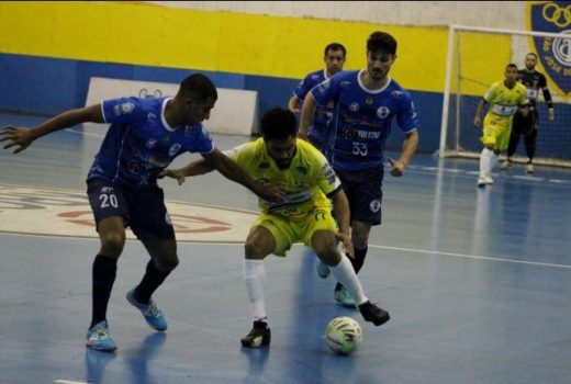 Racha no futsal paulista divide os times da região 6
