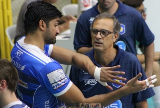 Taubaté Vôlei dispensa técnico após eliminações 12