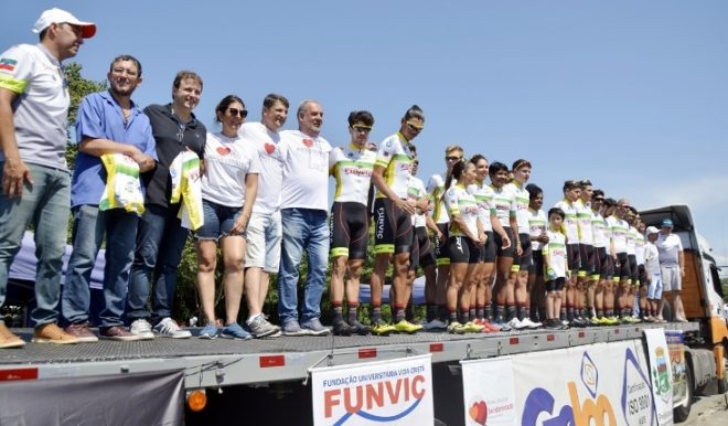 Ciclismo de Pinda faz festa na apresentação em casa 2