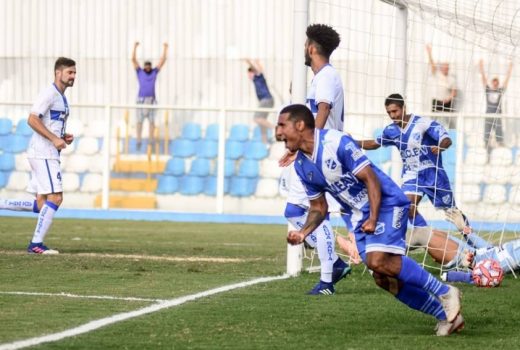 Taubaté vence o líder e segue em busca da vaga 1