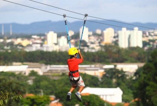 Esportes radicais agitam parque em São José 3