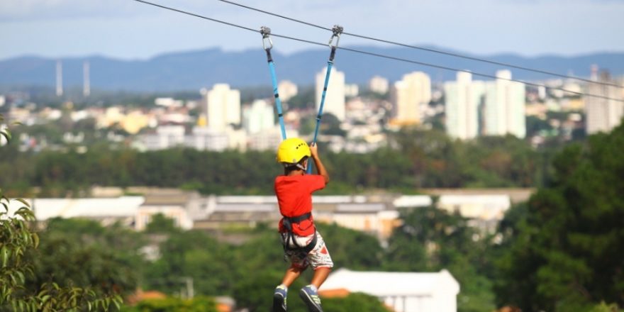 Esportes radicais agitam parque em São José 1