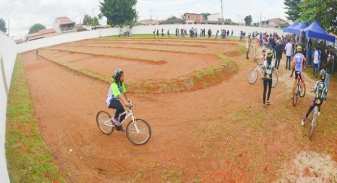 Estudantes joseenses participam de projeto de ciclismo 1