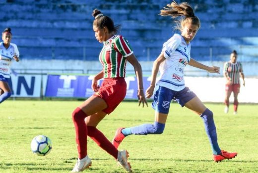 Taubaté Feminino vence e vira líder isolado 10