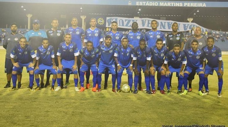 São José prepara novos jogadores para sábado 1