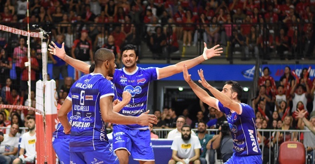 Taubaté Vôlei deve evitar o desmanche do campeão 1