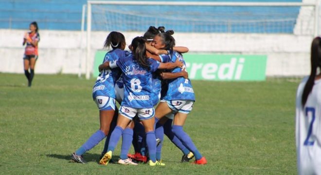 Futebol feminino terá Clássico do Vale no domingo 3