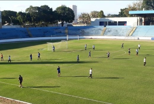 São José compensa folga na tabela com jogo-treino 4