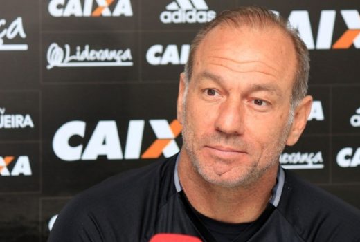 Taubaté anuncia técnico após estreia com derrota 8