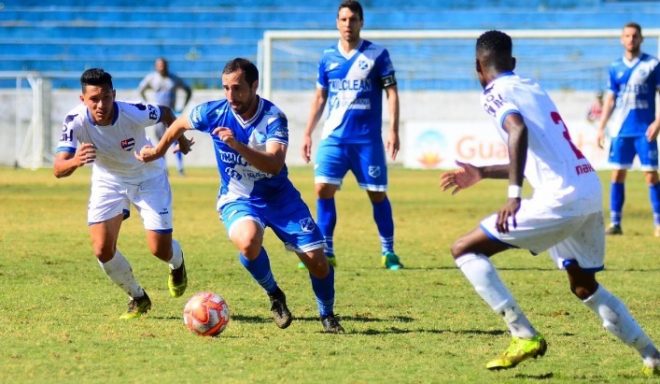 Taubaté estreia com derrota em casa 3