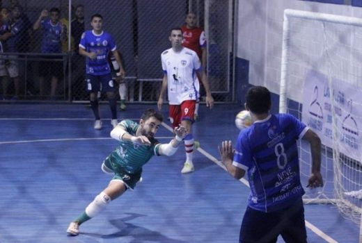 Taubaté Futsal vai à final e São José perde no Sul 9