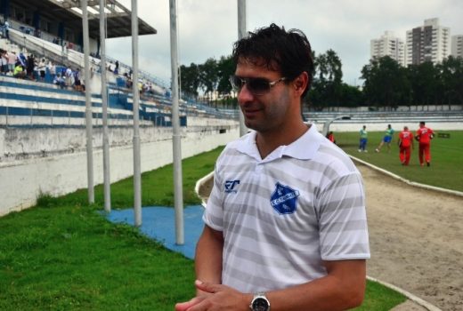 Gilsinho continuará na presidência do Taubaté 3