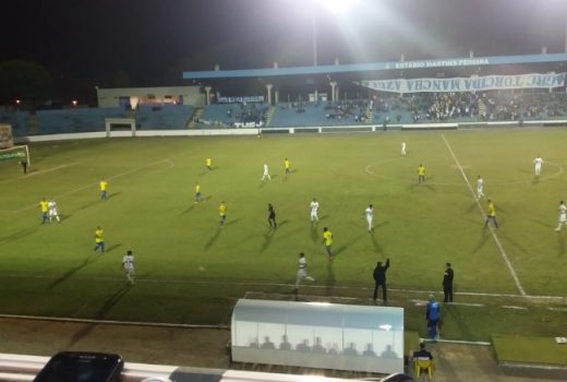 São José assume liderança com goleada 2