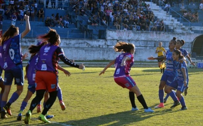 Taubaté feminino abre vantagem no mata do acesso 3