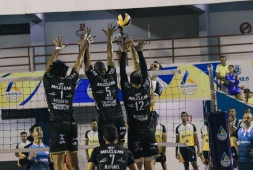 Taubaté Vôlei começa a temporada com vitória 13