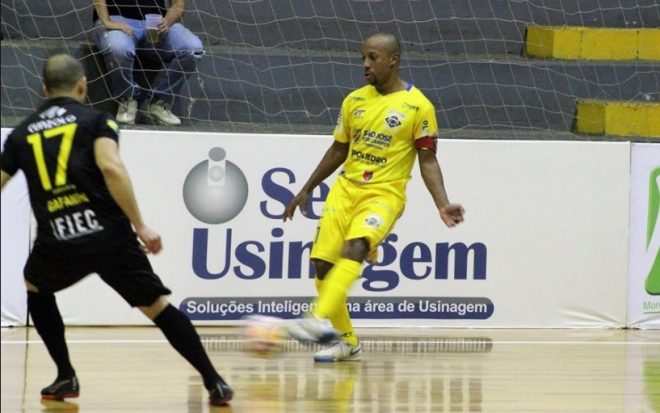 Taubaté recebe o São José no clássico do futsal 2