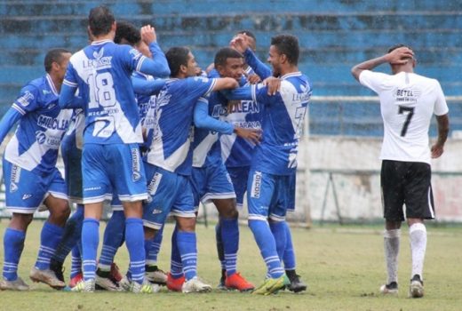 Taubaté desafia o líder e pode antecipar vaga 6