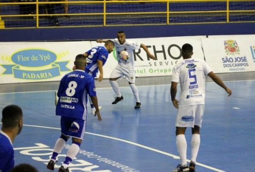 São José Futsal estreia com derrota em casa 6