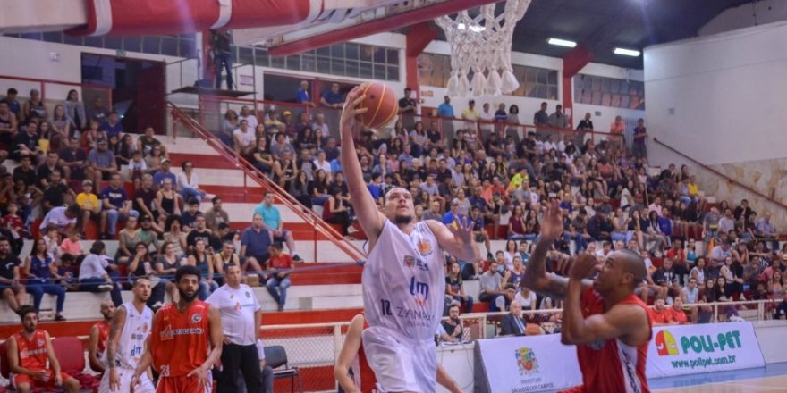 São José Basketball abre playoff recebendo o Franca 1