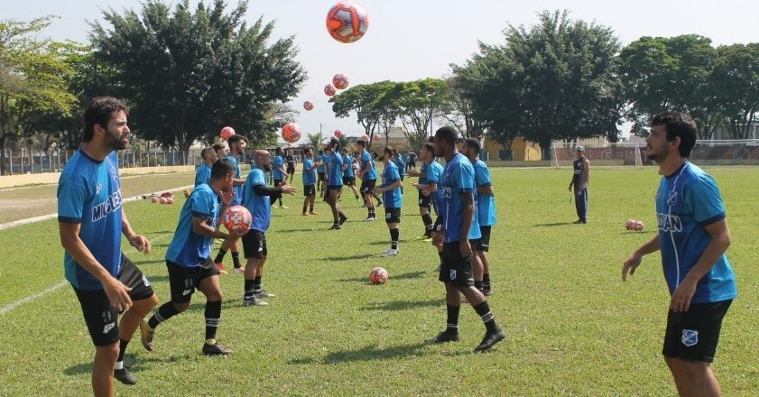 Taubaté joga para seguir no caminho da classificação 1