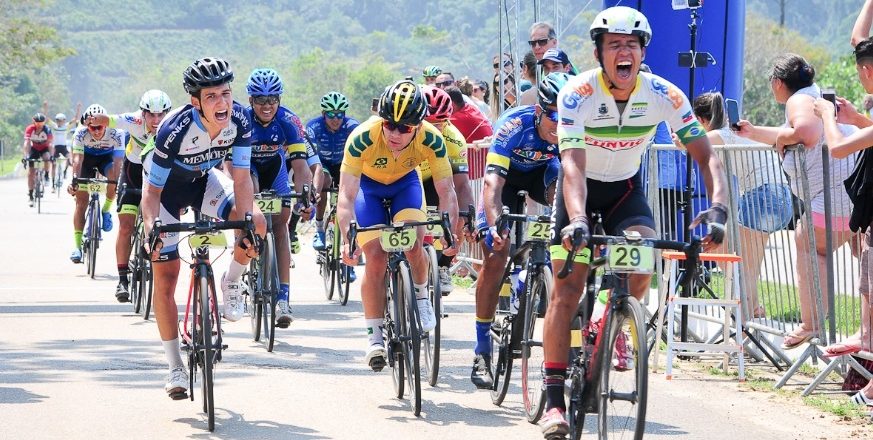 Ciclismo de Pinda comemora em Ubatuba 1