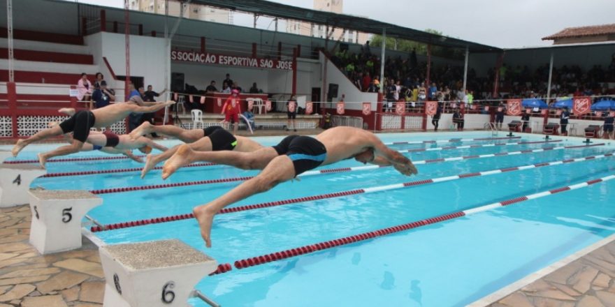 Intercentros de natação avançou com a terceira etapa 1