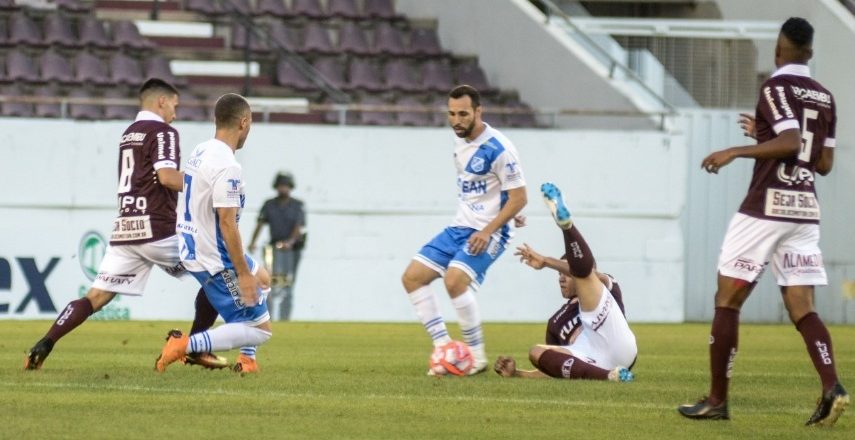 Taubaté perde e sai da zona de classificação 1