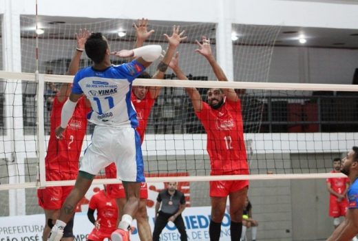 São José Vôlei perde no set de desempate 7