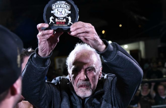 Boxe de São José vence três lutas em evento 4