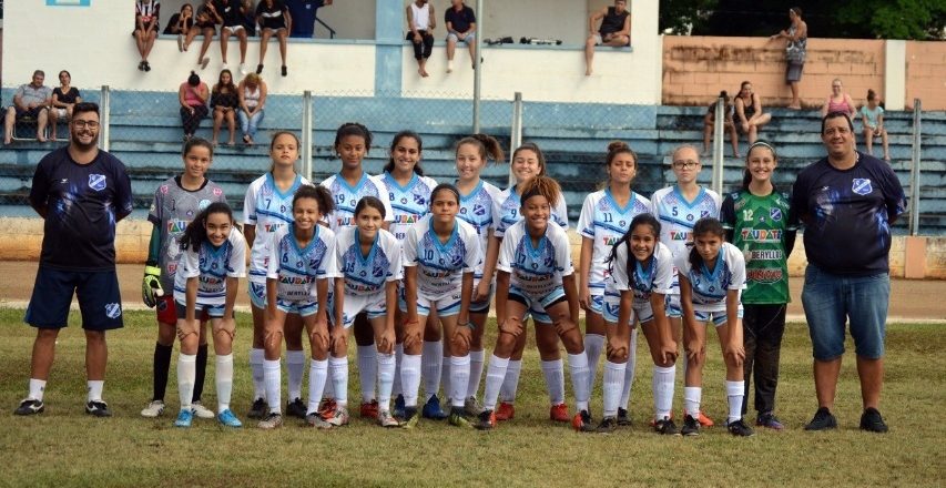 Taubaté prepara time feminino da base para festival 1