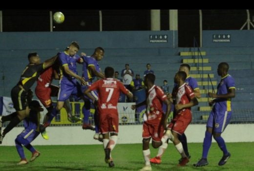 São José Sub-20 abre semifinais com empate em casa 8