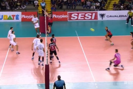 Taubaté Vôlei avança à final com grande virada 8