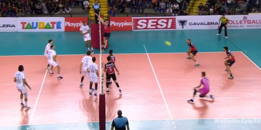 Taubaté Vôlei avança à final com grande virada 1