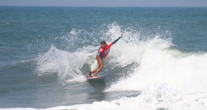 Surfe feminino terá definição de campeã em Ubatuba 1