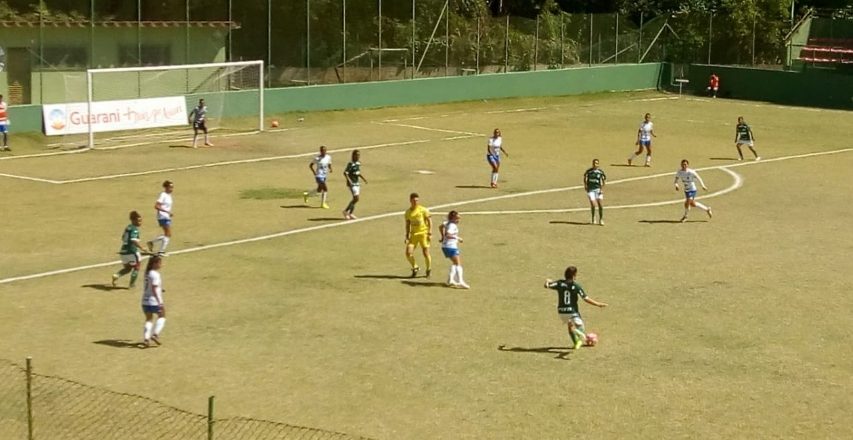 Futebol feminino da região participa de torneios 1