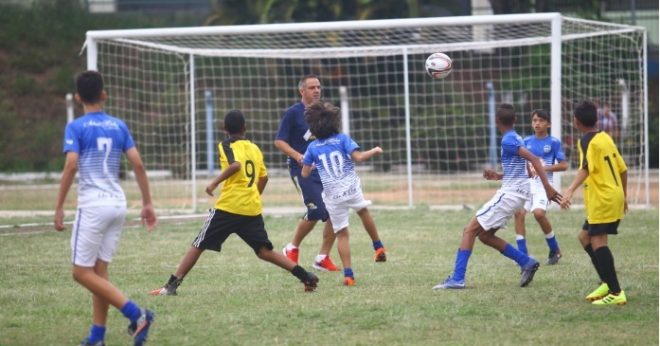 Festival de futebol sub-8 é atração no Dia das Crianças 1