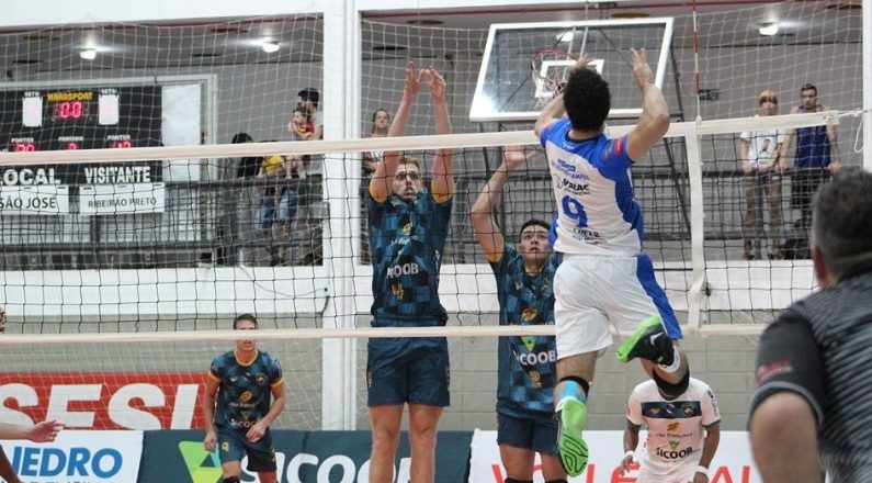 Jogo do São José Vôlei definiu as quartas do Paulista 1