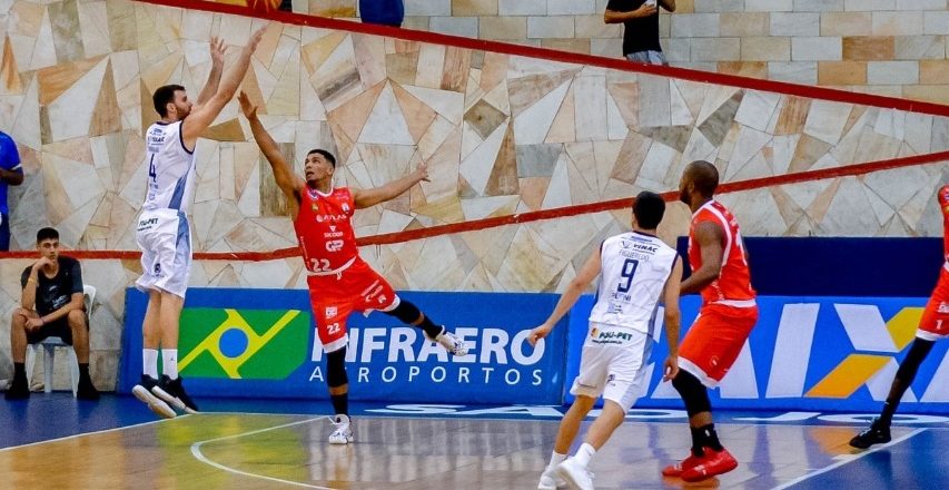São José Basketball vence e volta à zona de classificação 1