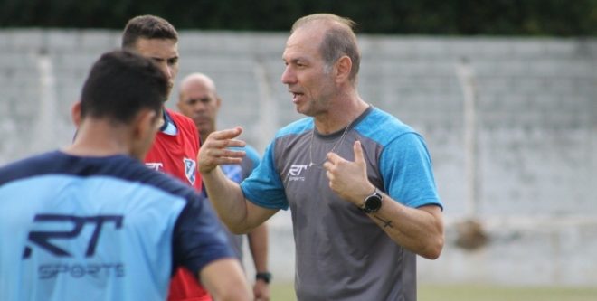 Pré-temporada do Taubaté já teve treino com bola 1
