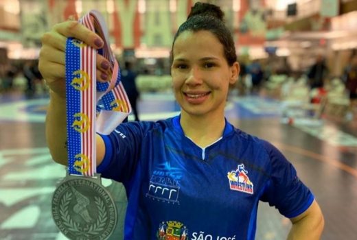 Lutadora joseense traz outra medalha no exterior 8