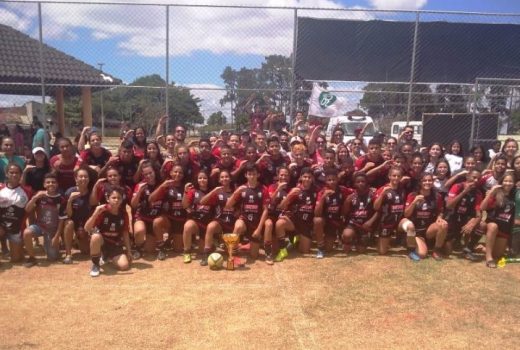 Jacareí Rugby comemora mais um título na base 16