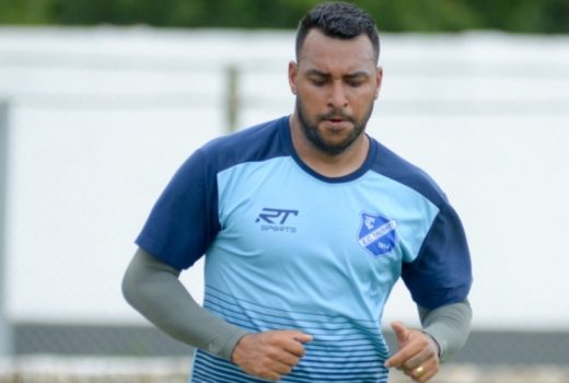 Taubaté anuncia contratação de mais um atacante 8