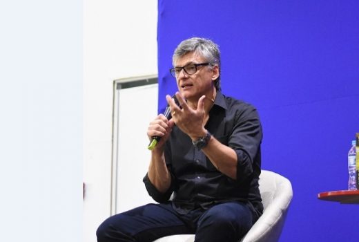 Técnico do líder Taubaté Vôlei apresentou livro 5