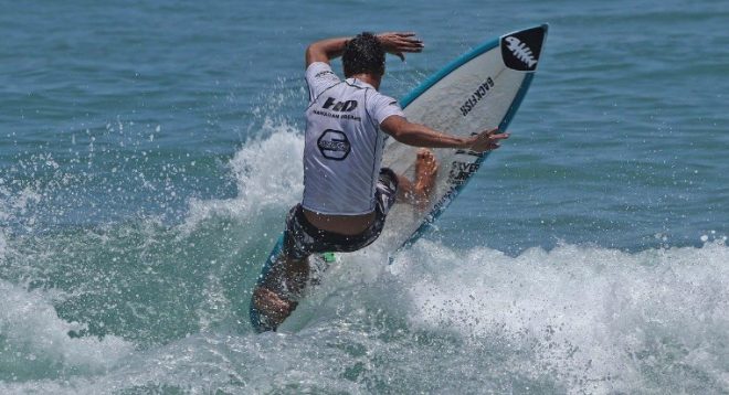 Ubatuba teve surfe de alto nível na Praia Grande 1